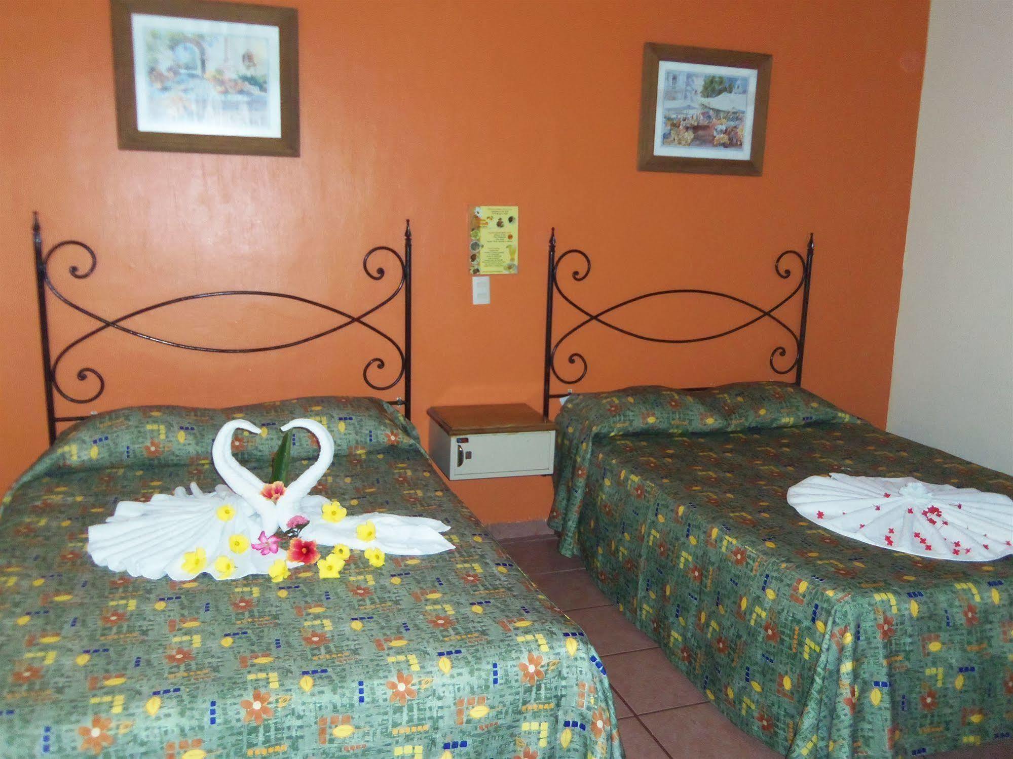 Casa Margarita Hotel رينكون دي غوايابيتوس المظهر الخارجي الصورة